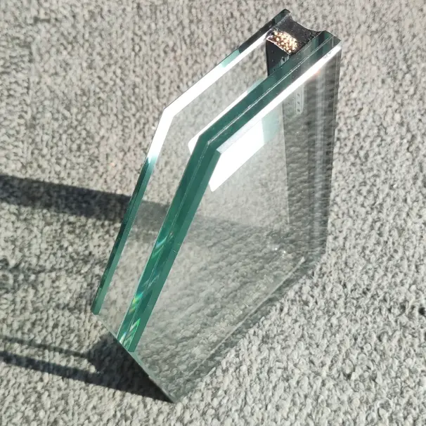 Изолирано стакло за врати и прозорци